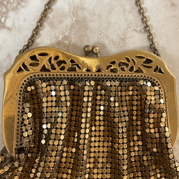 Vintage Whiting & Davis gold mesh bag - Picture 3 of 5